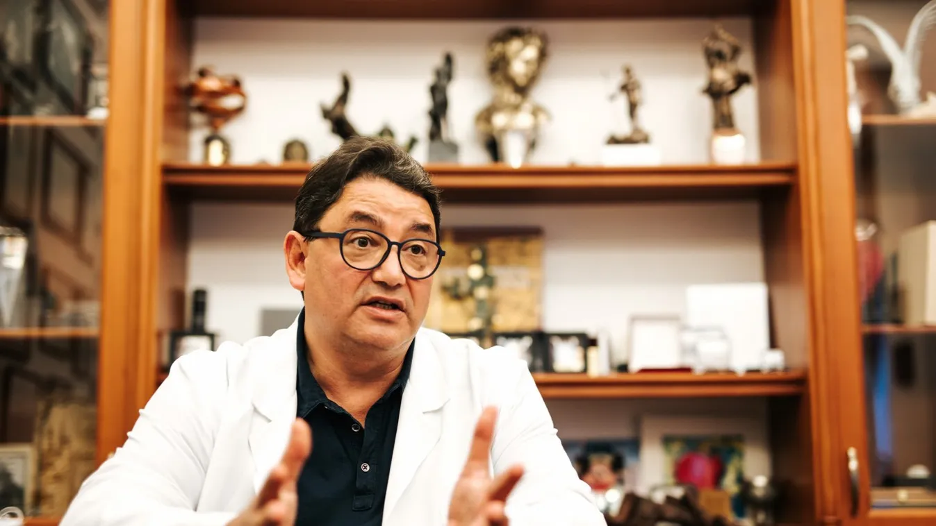 Merkely Béla: Folyamatosan oltják az egészségügyi dolgozókat