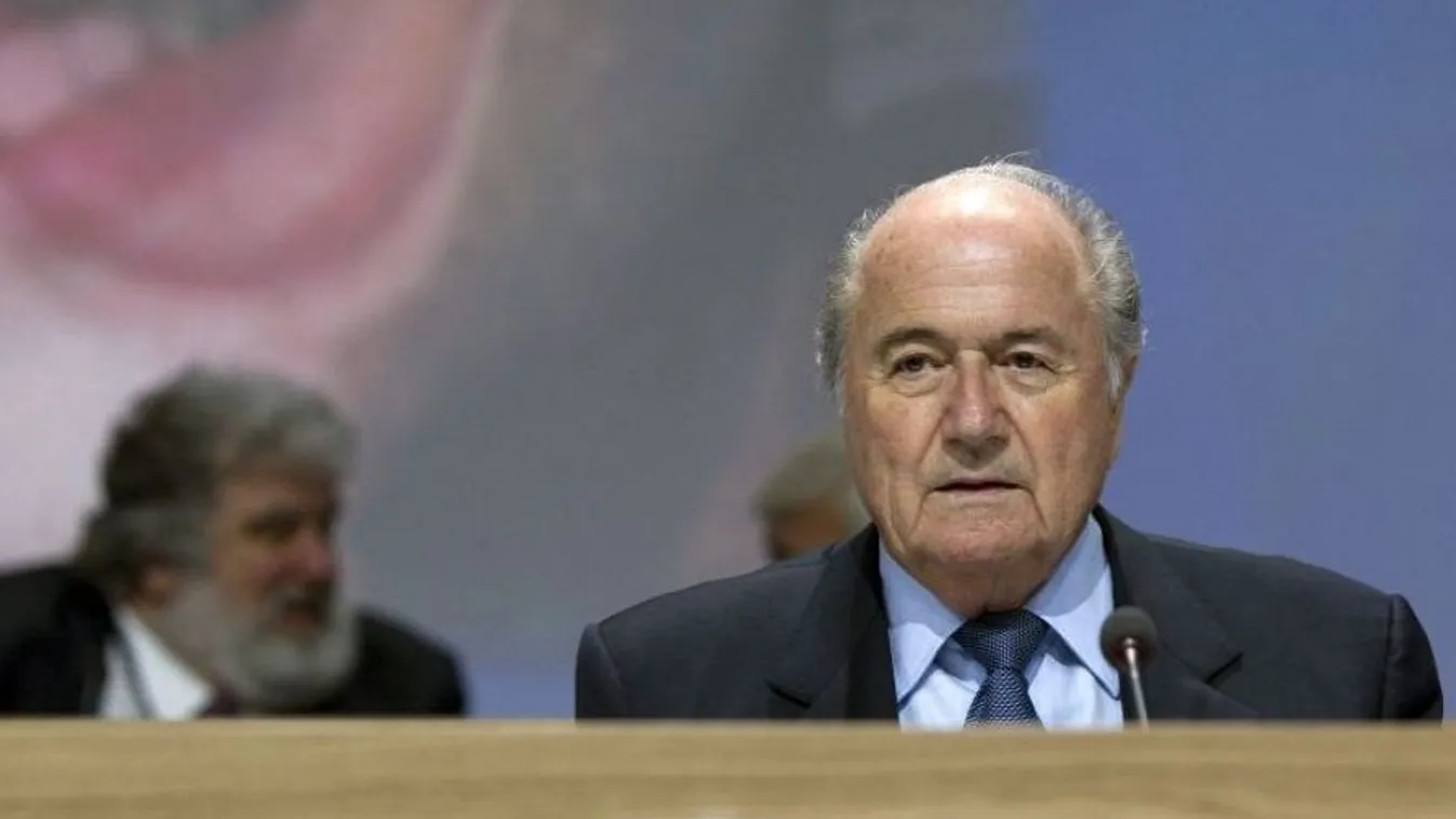 Marad Sepp Blatter eltiltása
