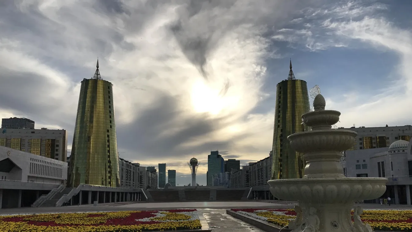 Nyírfák közé fogott aranytojás