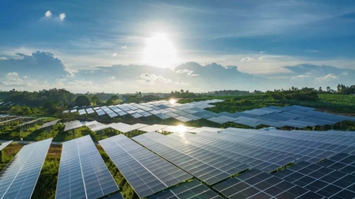 Megkapott minden engedélyt, épülhet Európa legnagyobb napelemparkja a magyar-román határ mellett