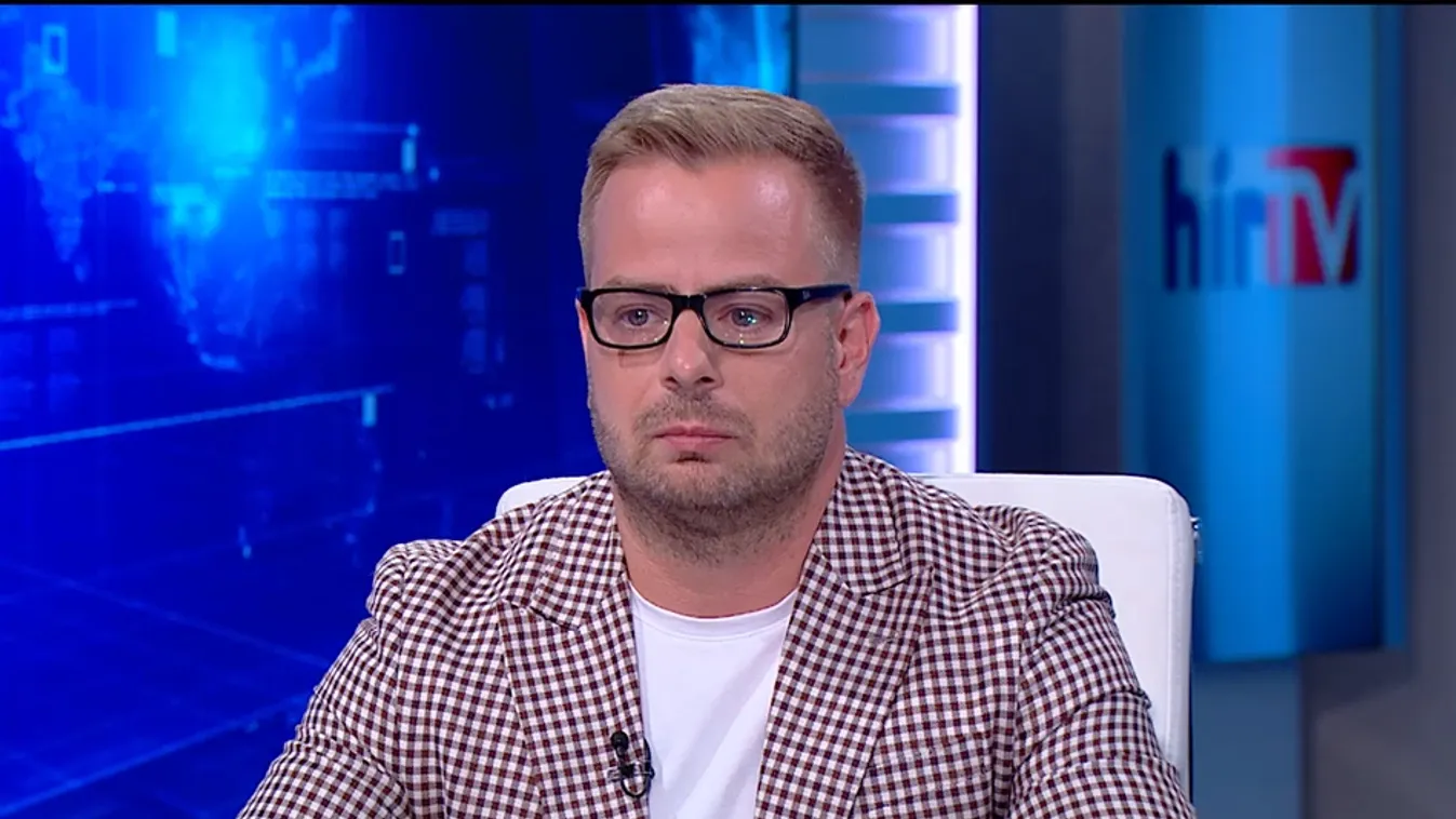 A tanártüntetések szószólójává vált aktivista a HírTV stábját provokálta