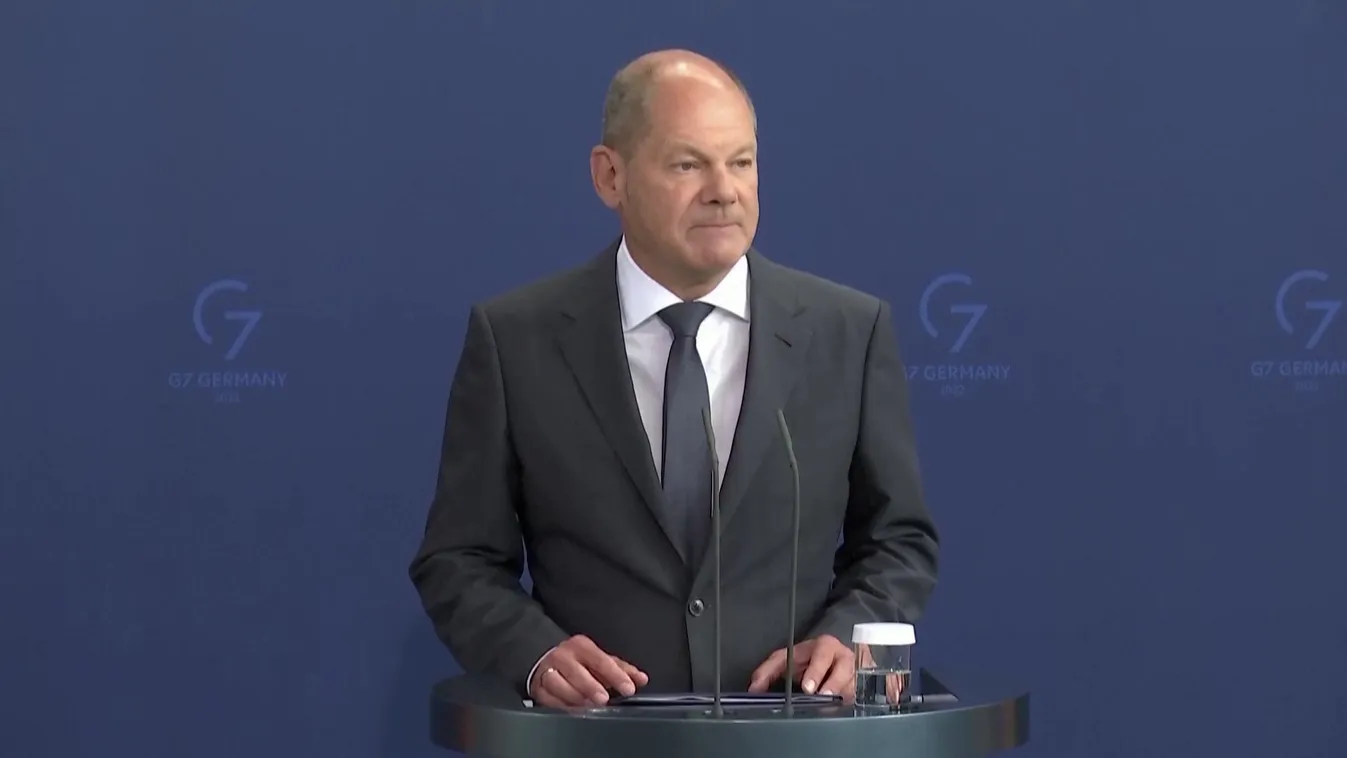 Futballindulót idézett Olaf Scholz, amikor gazdasági megoldást vártak tőle