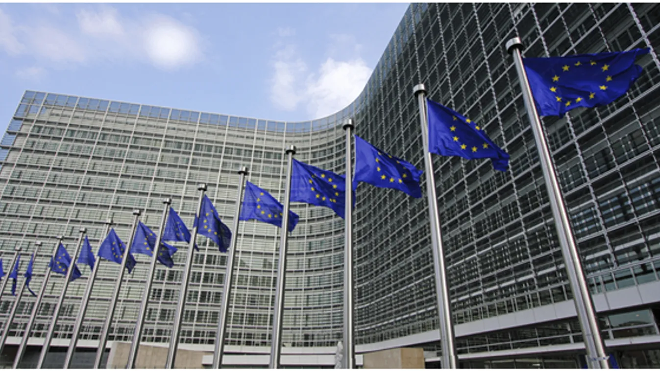 Az Európai Bizottság cselekvési tervet mutatott be a vámunió megerősítésére