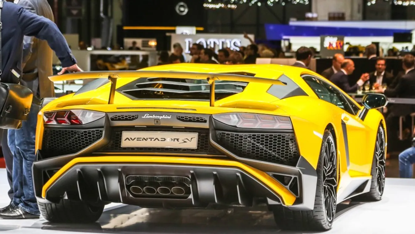 Folytatódik a beszámoló – Garázs