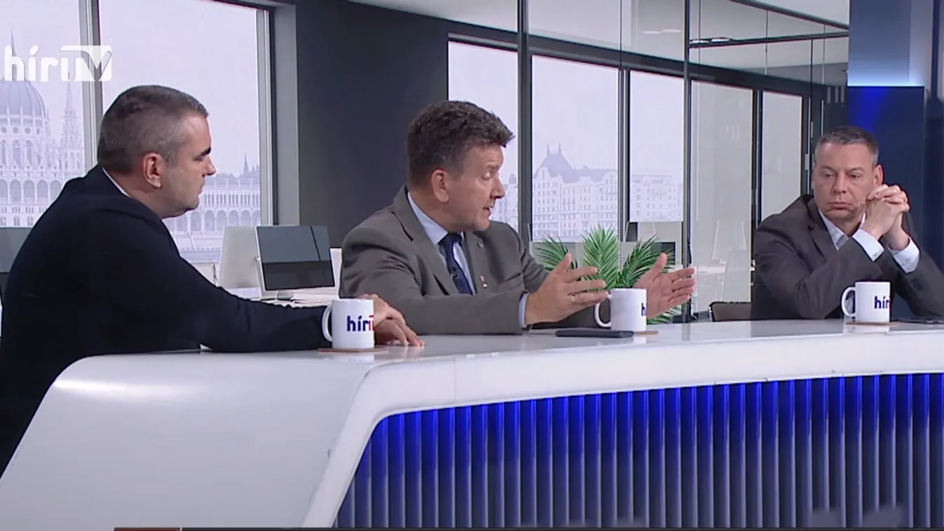 Vezércikk: Az állampártból indulva lennének a forradalom őrzői Gyurcsányék