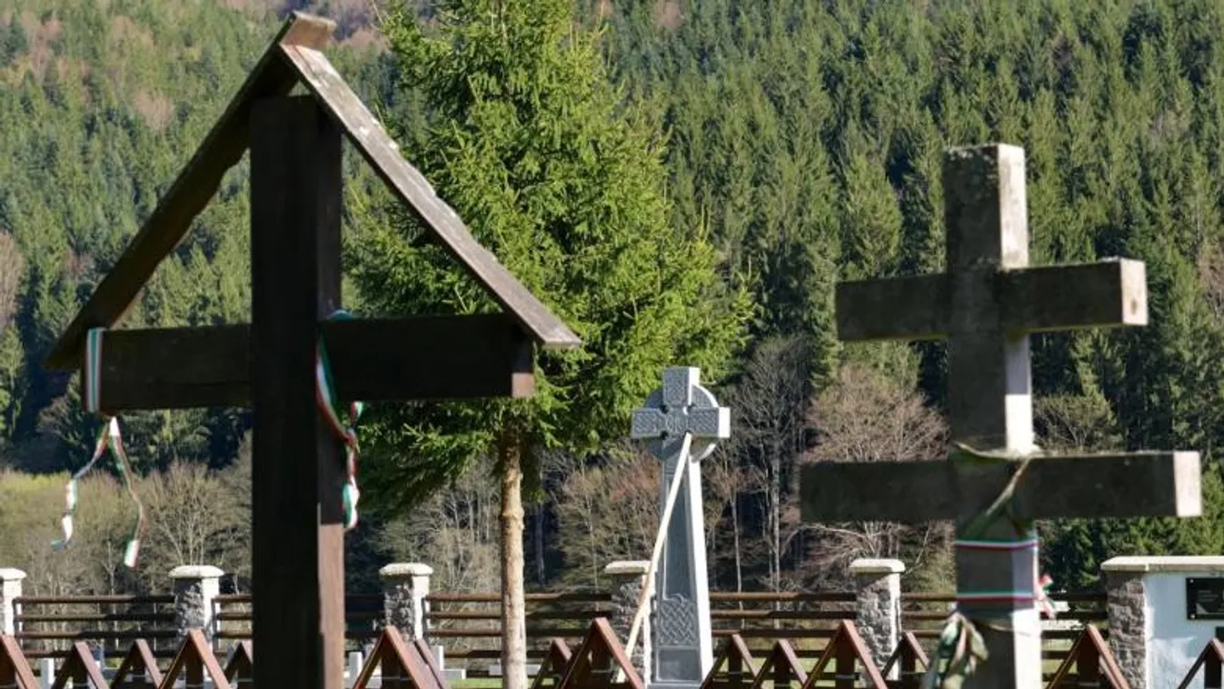 Több százan tüntettek Sepsiszentgyörgyön az úzvölgyi temető védelmében