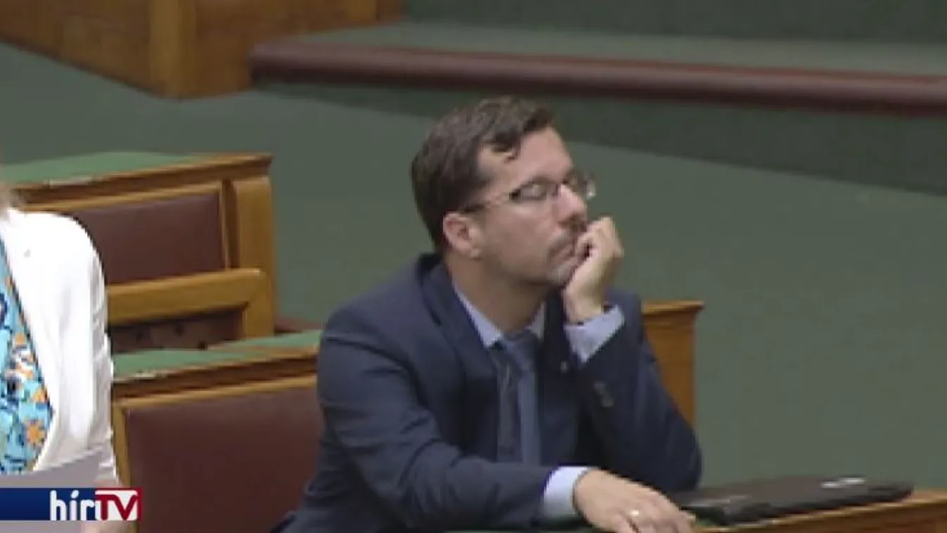 A technika ördöge és az álommanó is meglátogatta a keddi parlamenti ülést