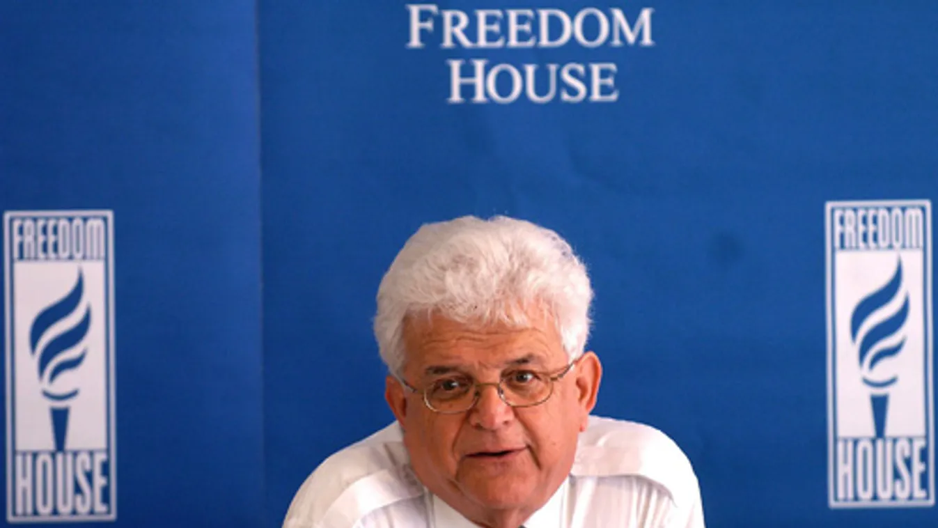 Charles Gáti: A kritika nem Soros György-féle összeesküvés