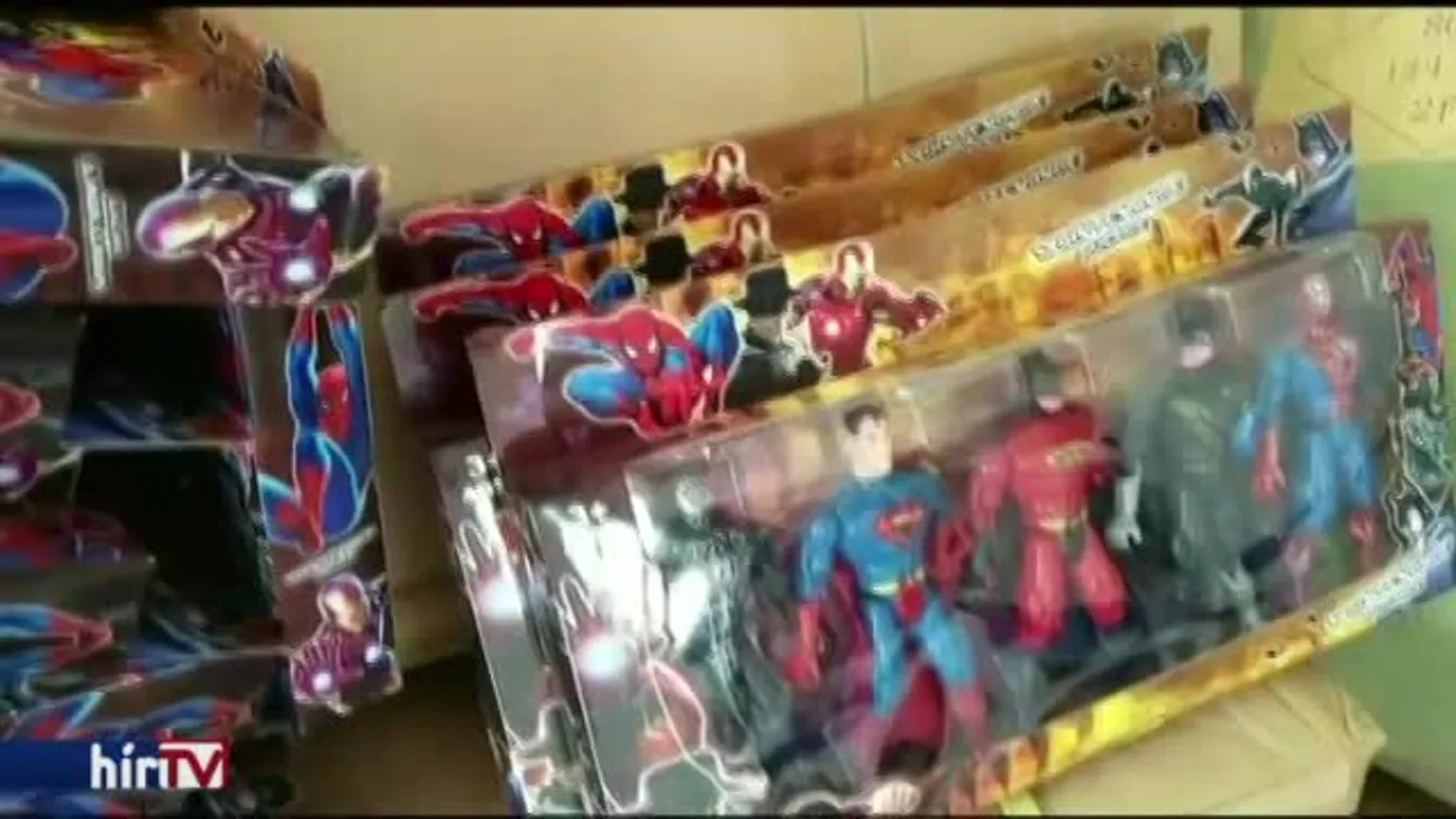 Negyvenezer hamis játékot találtak Kelebián