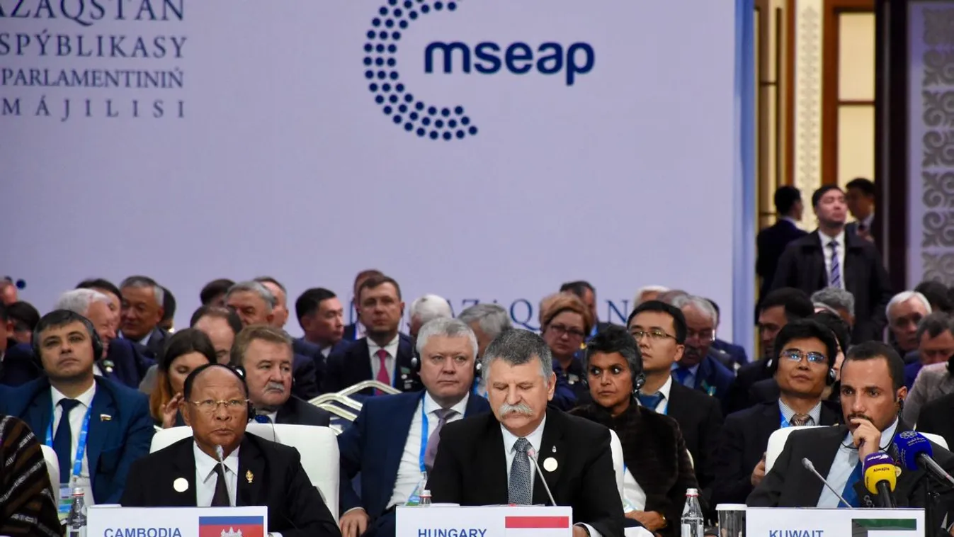 Kövér László rosszulléte miatt megszakította útját a magyar és szlovák házelnököt szállító repülőgép