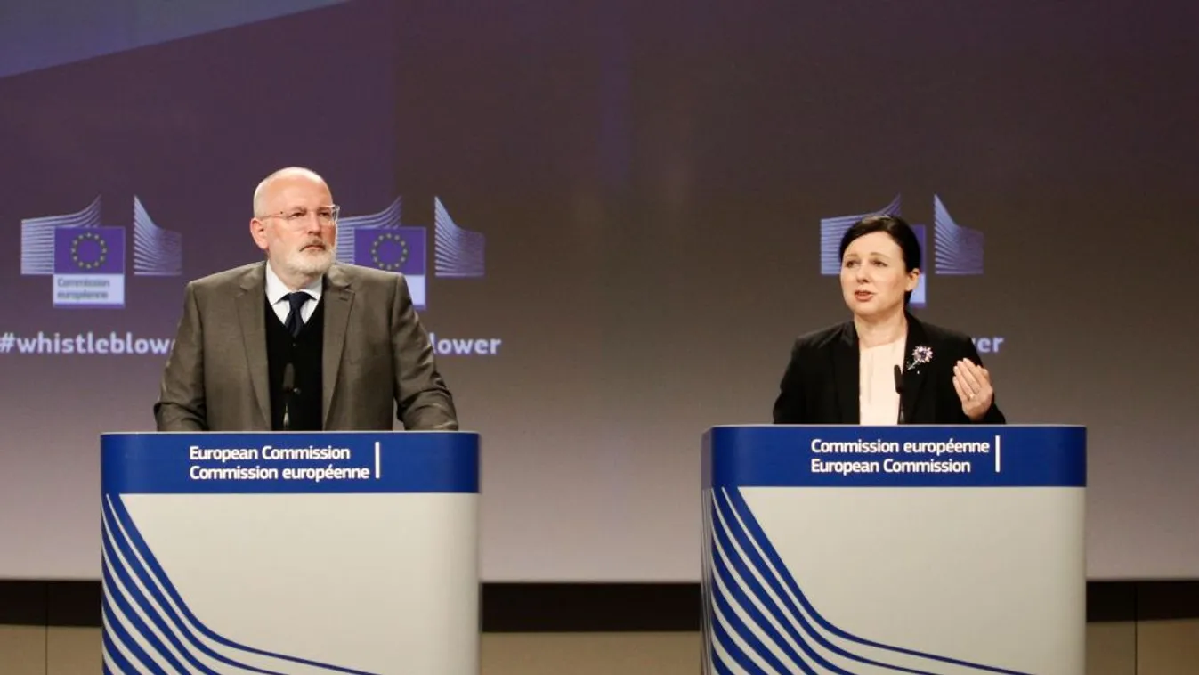 Jourová és Timmermans: európaiságból, szolidaritásból elégtelen