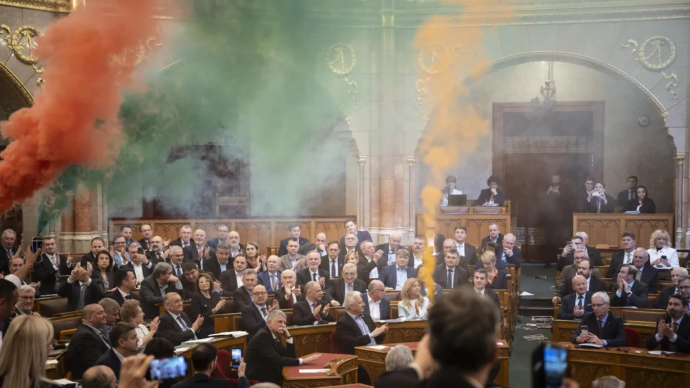 Menczer Tamás: A balliberális képviselők a gyermekek helyett a pride-ot és az erőszakot választották!