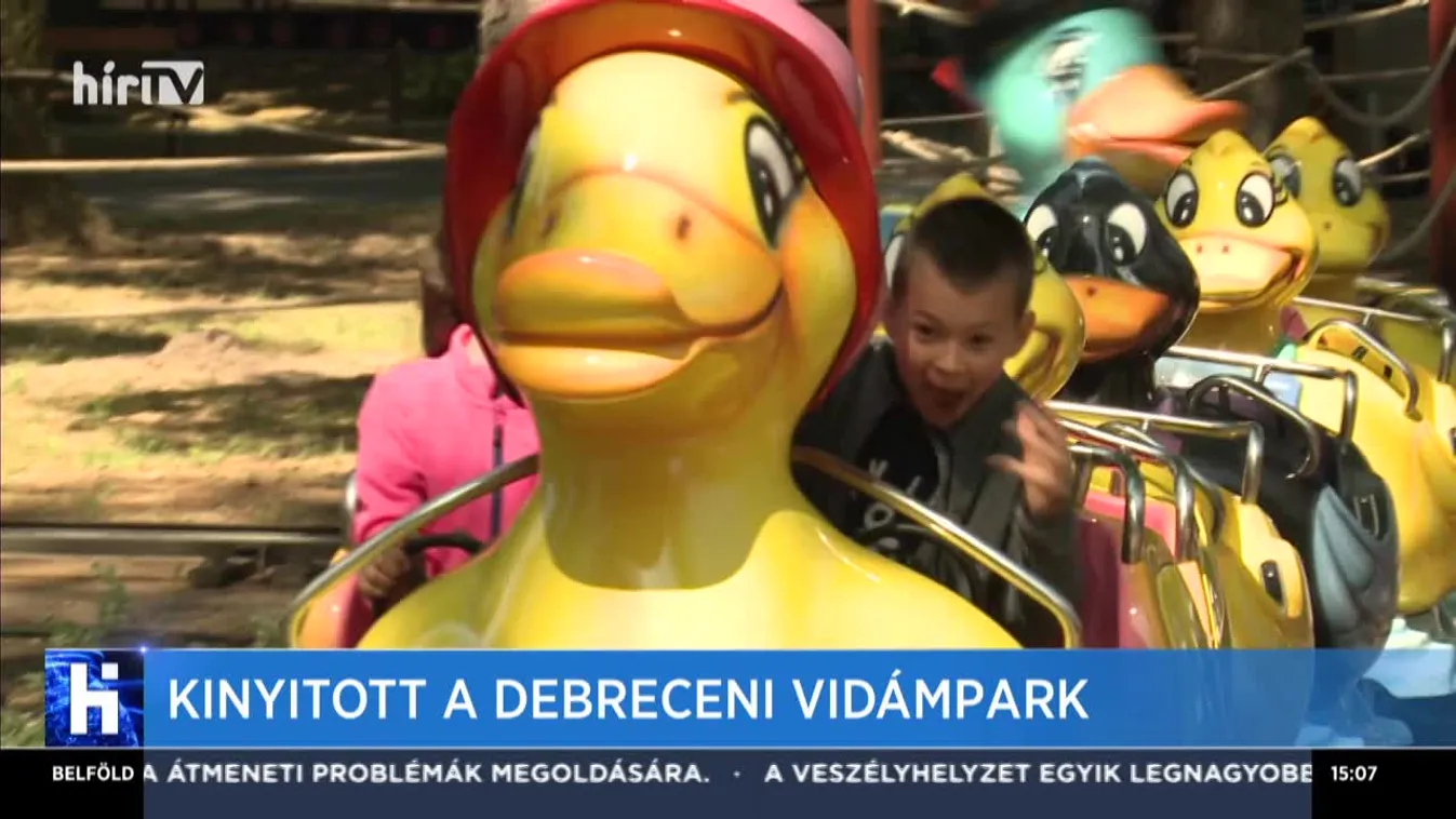 Kinyitott a debreceni vidámpark