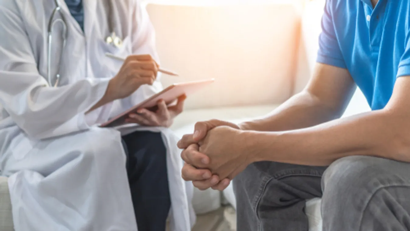 Több tízezer nyugdíjas orvost hívnak munkába Nagy-Britanniában