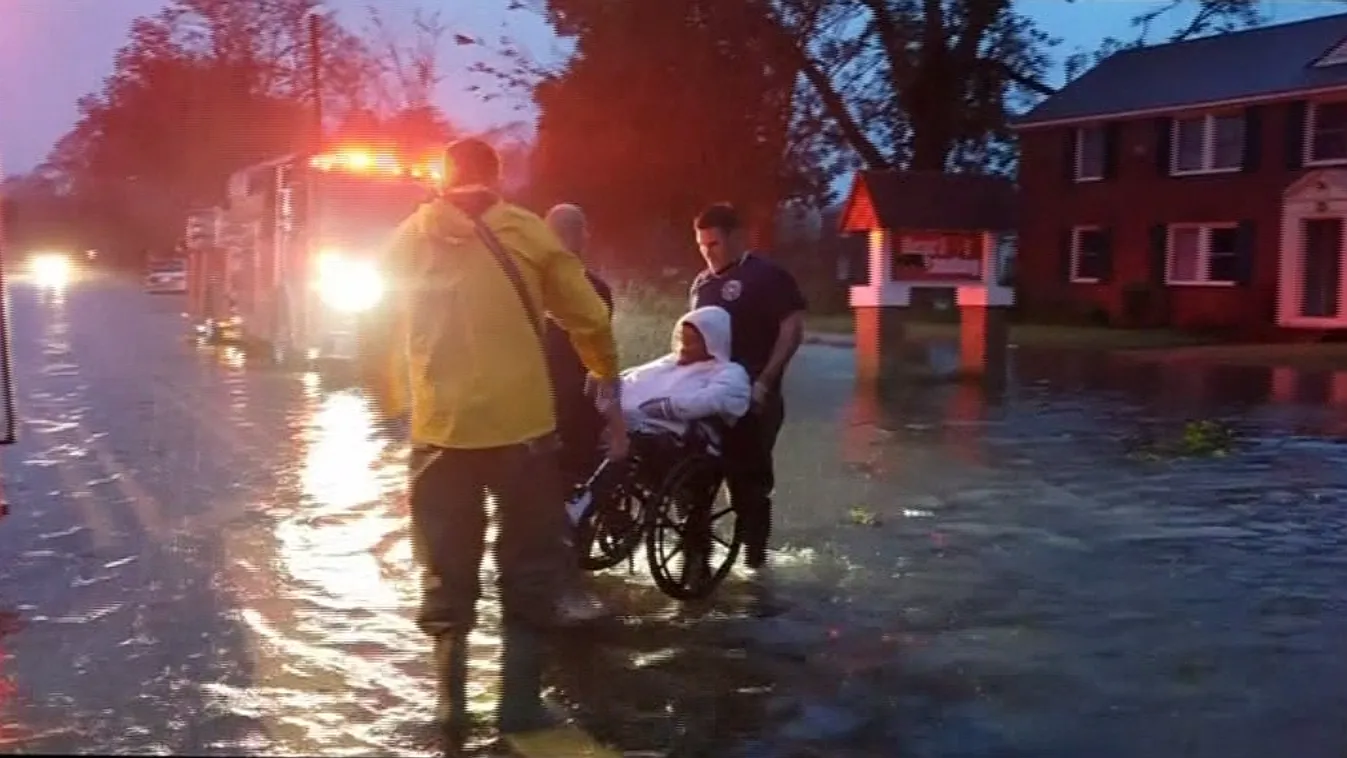 Florence epikus mennyiségű esőt zúdított Karolinára