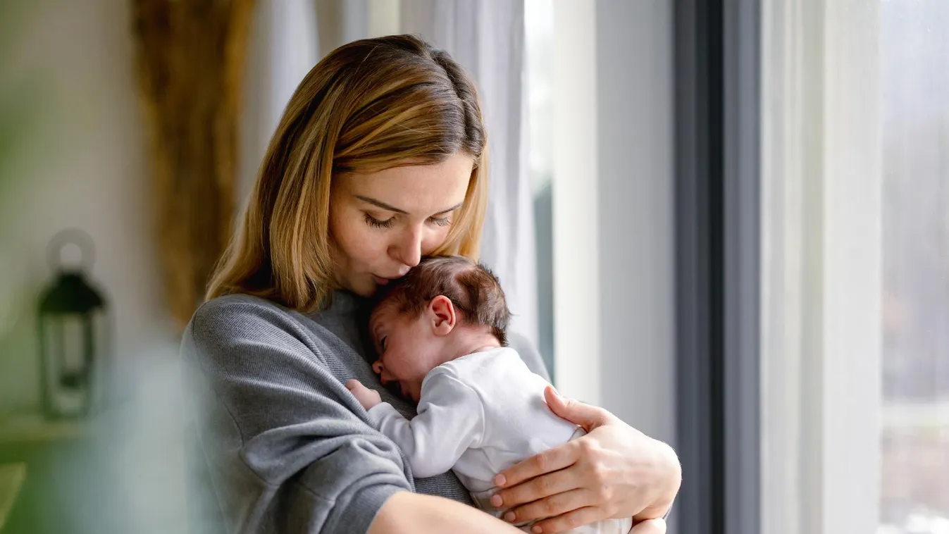 Orbán Viktor: Aki gyermeket vállal, az érezze, hogy egy fontos szerepre vállalkozik a nemzetünk jövője érdekében + videó