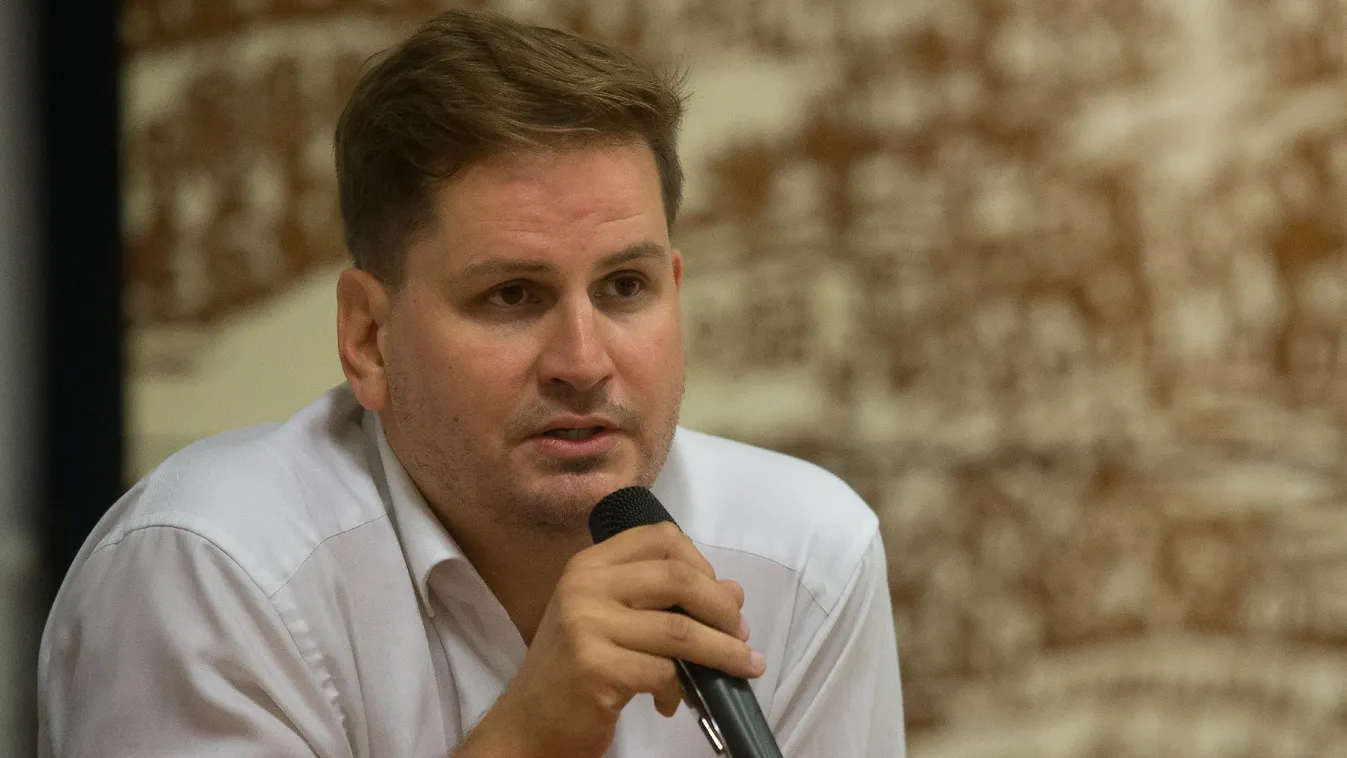 Pogátsa: Számolni kell Botkával