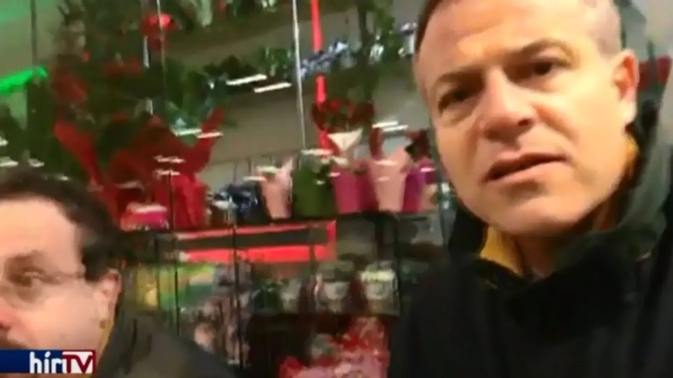 Egy aluljáróban ébredtek Juhászék