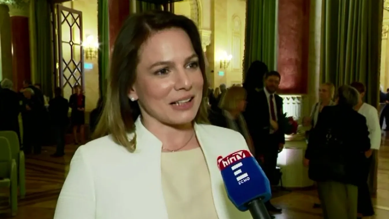 Földi-Kovács Andrea és Farkas Emese kapták az idei Táncsics-díjat