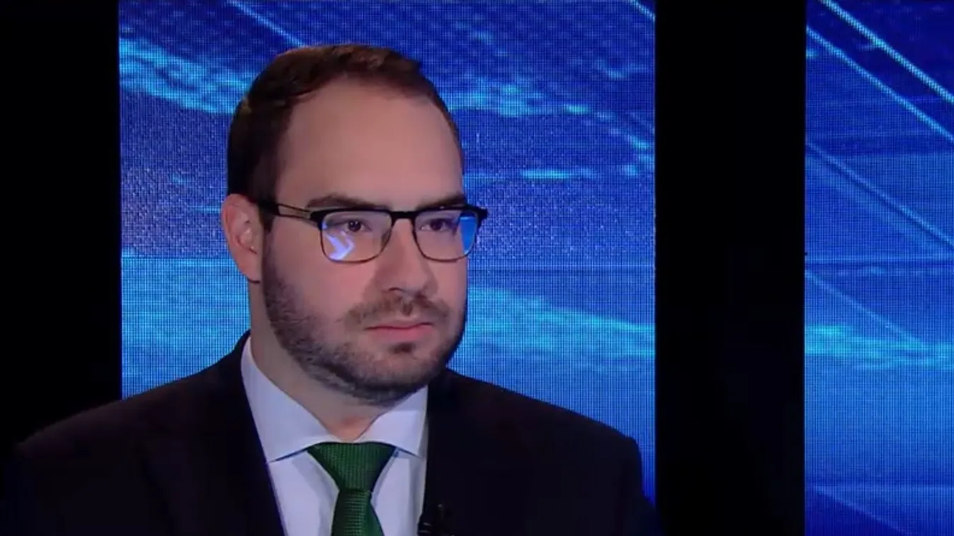 Előrehozott választásokat követel Magyar Péter + videó