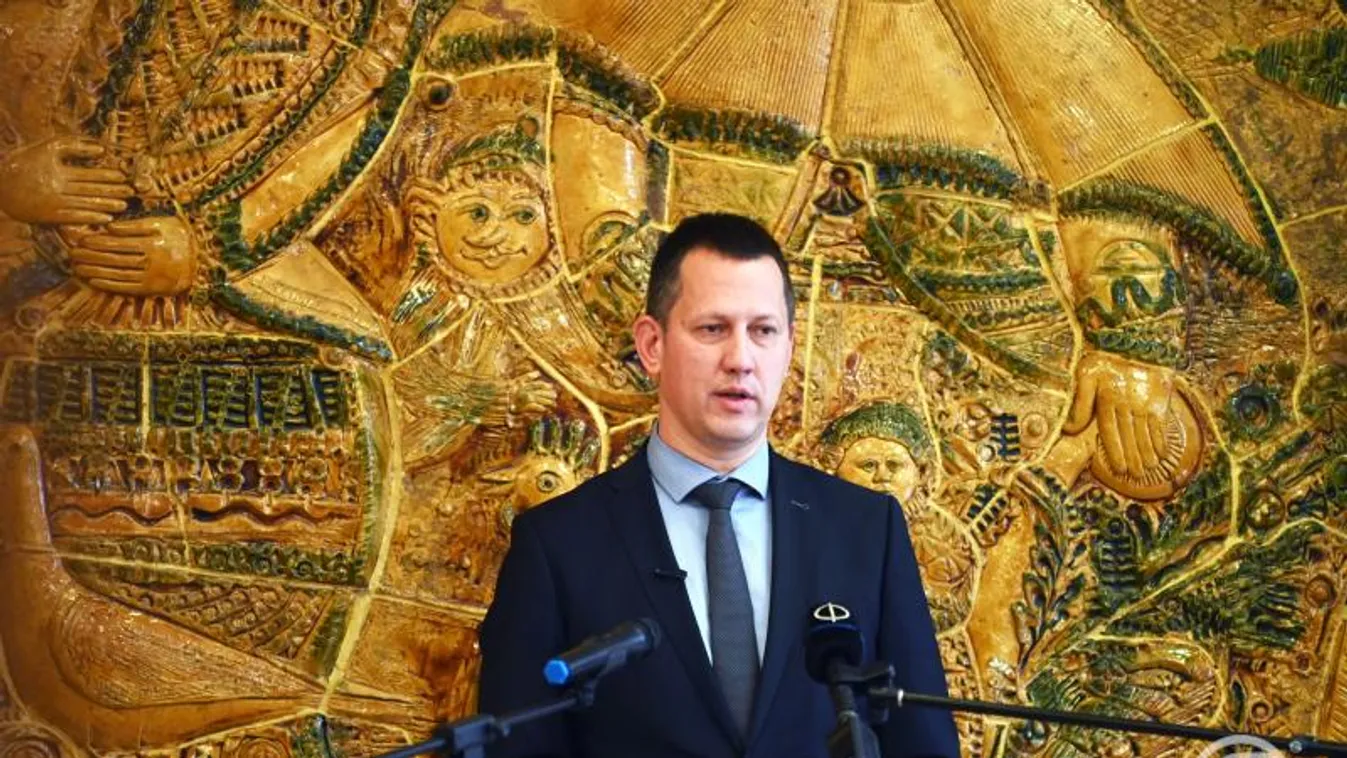 Fülöp Attila: A nevelőszülői hálózatok fejlesztése mellett az intézményekre is oda kell figyelni