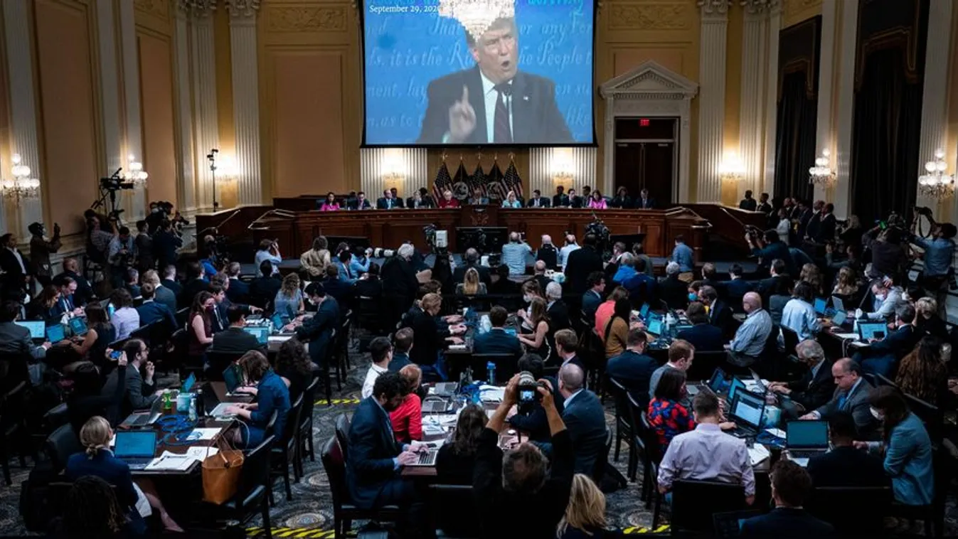 Mindent Donald Trumpra kenne a demokrata bizottság