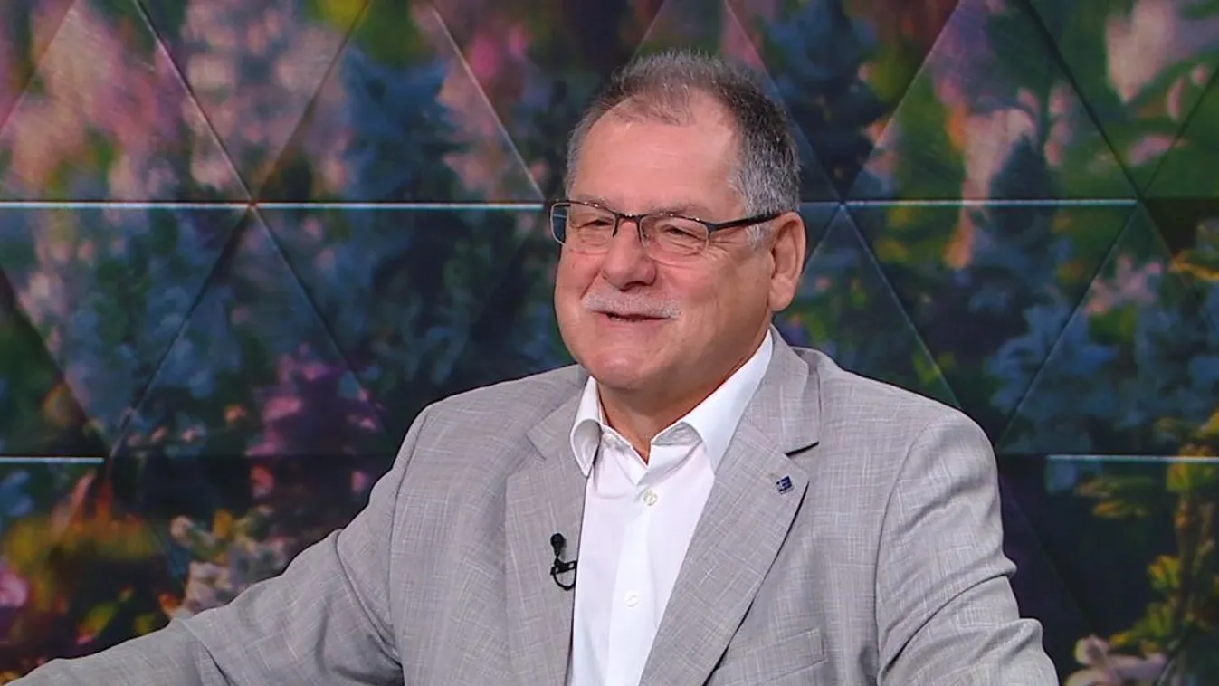 Mozaik - Nyaralóhajózás a Tiszán