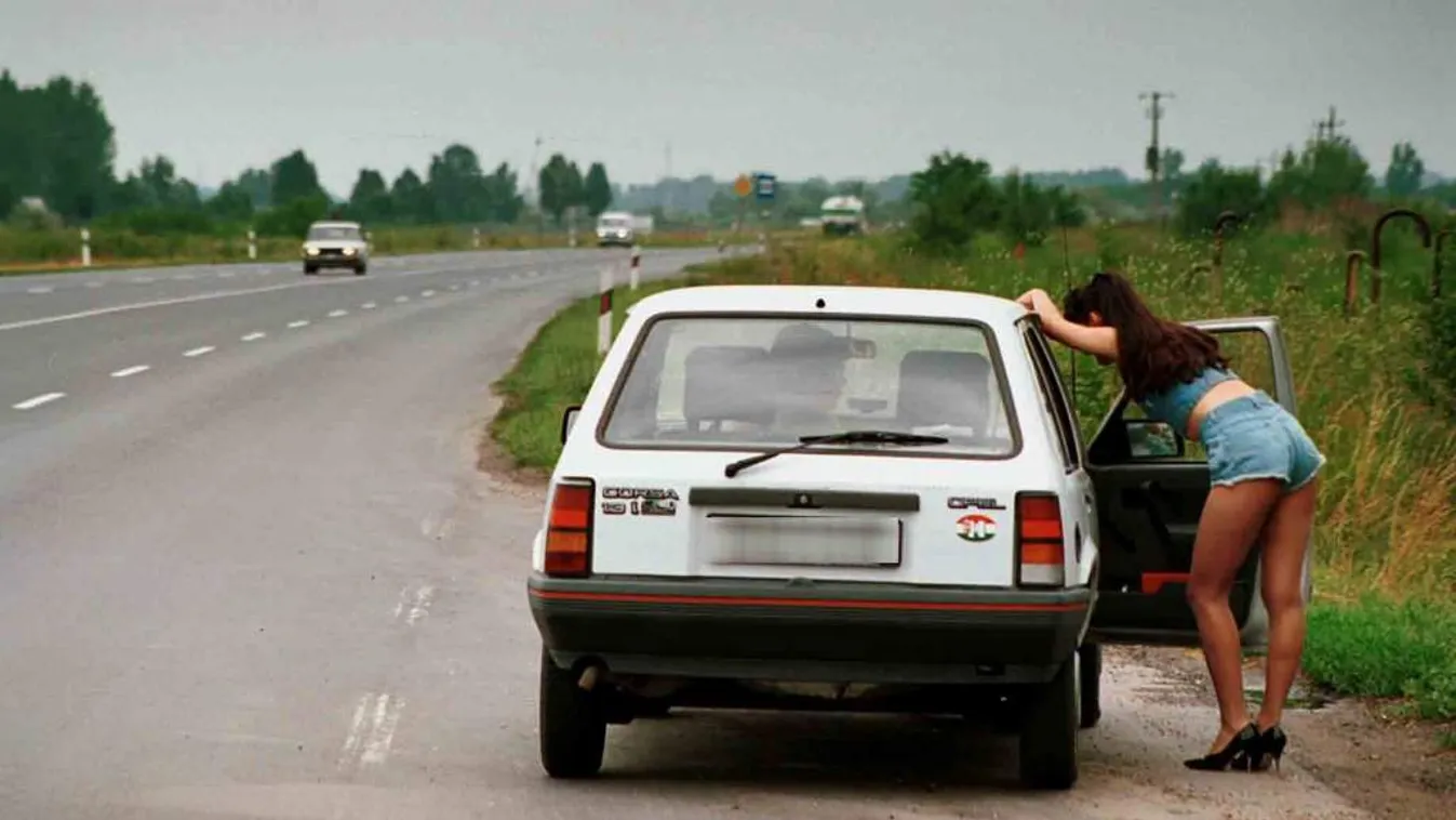 Hollandiában futtatta barátnőjét a szegedi strici