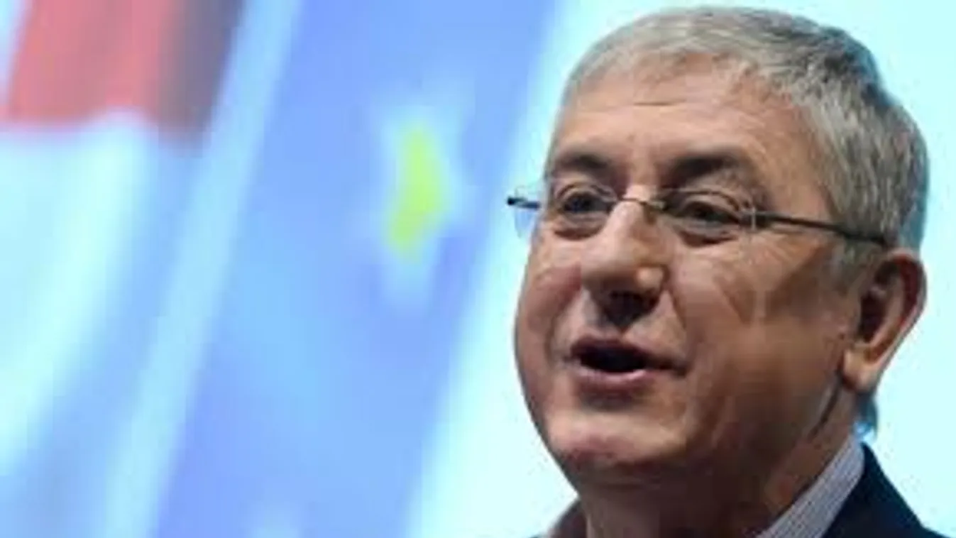 A DK elnöke több szocialista mandátumra is szemet vetett