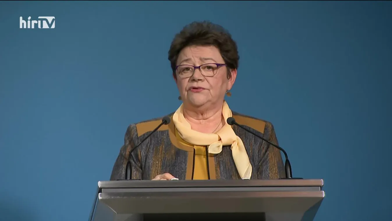 Müller Cecília: A járványügyi adatok egyelőre bizonyos fokú stagnálást mutatnak