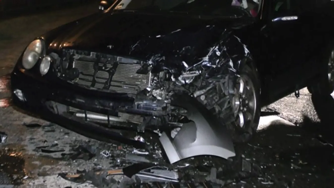 Frontális baleset Győr közelében