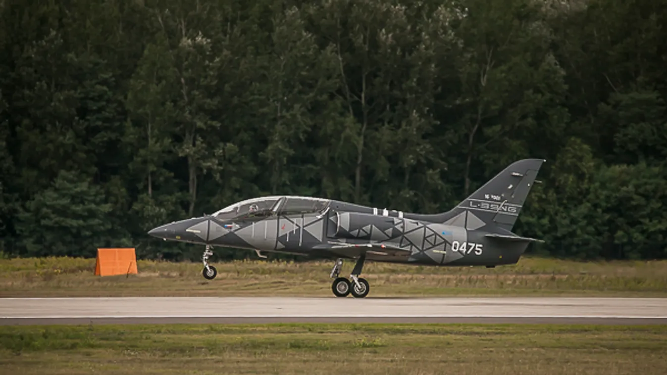 Megkezdték a Magyar Honvédség pilótái a kiképzést a légierő új típusára, az L–39 Skyfoxra