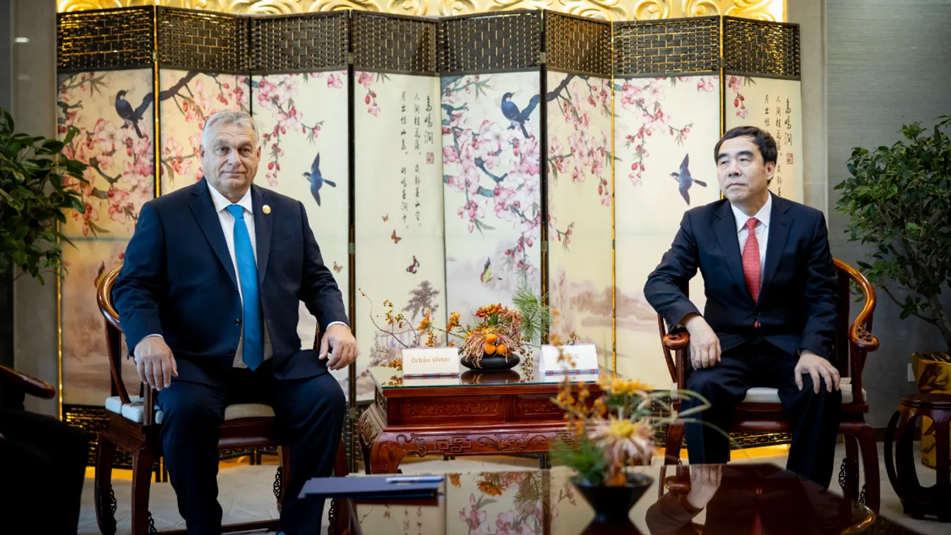 Orbán Viktor Pekingben: Jó barátja vagyunk Kínának