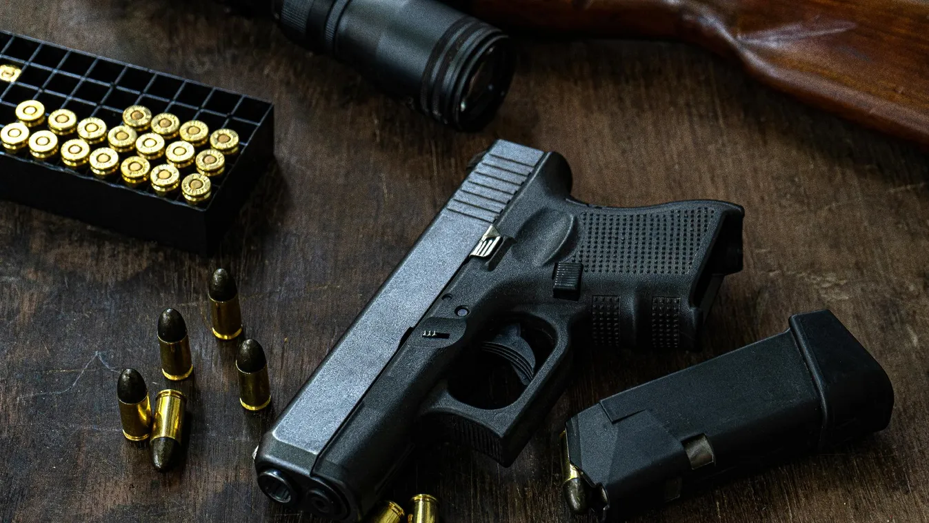 Újabb fegyverraktárakat és alagutakat talált az izraeli hadsereg Gázában