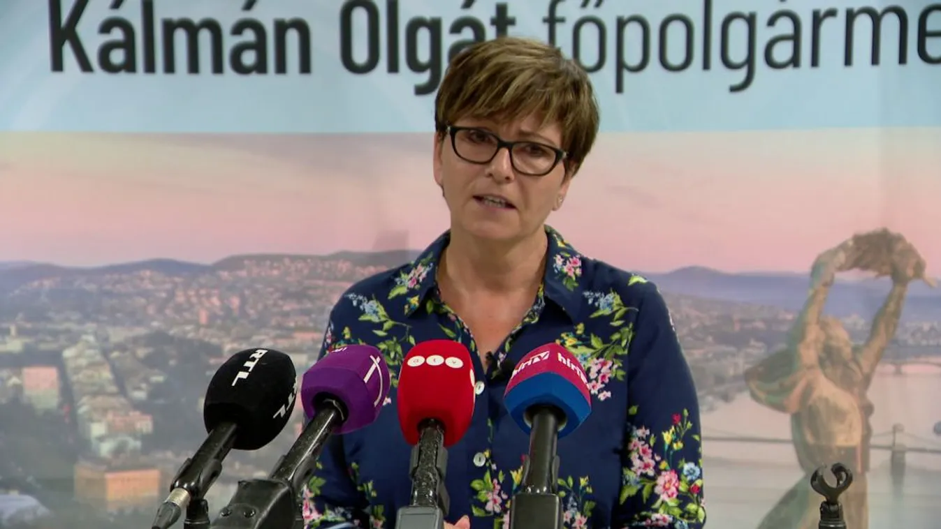 Jelenleg is tart a panelprogram