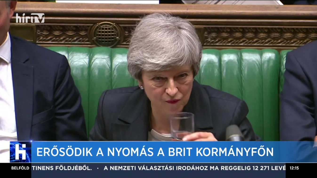 Erősödik a nyomás a brit kormányfőn