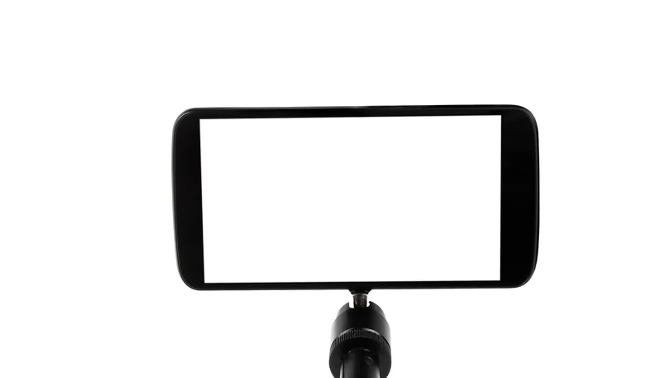 Halálba zuhant a 15 éves tinilány