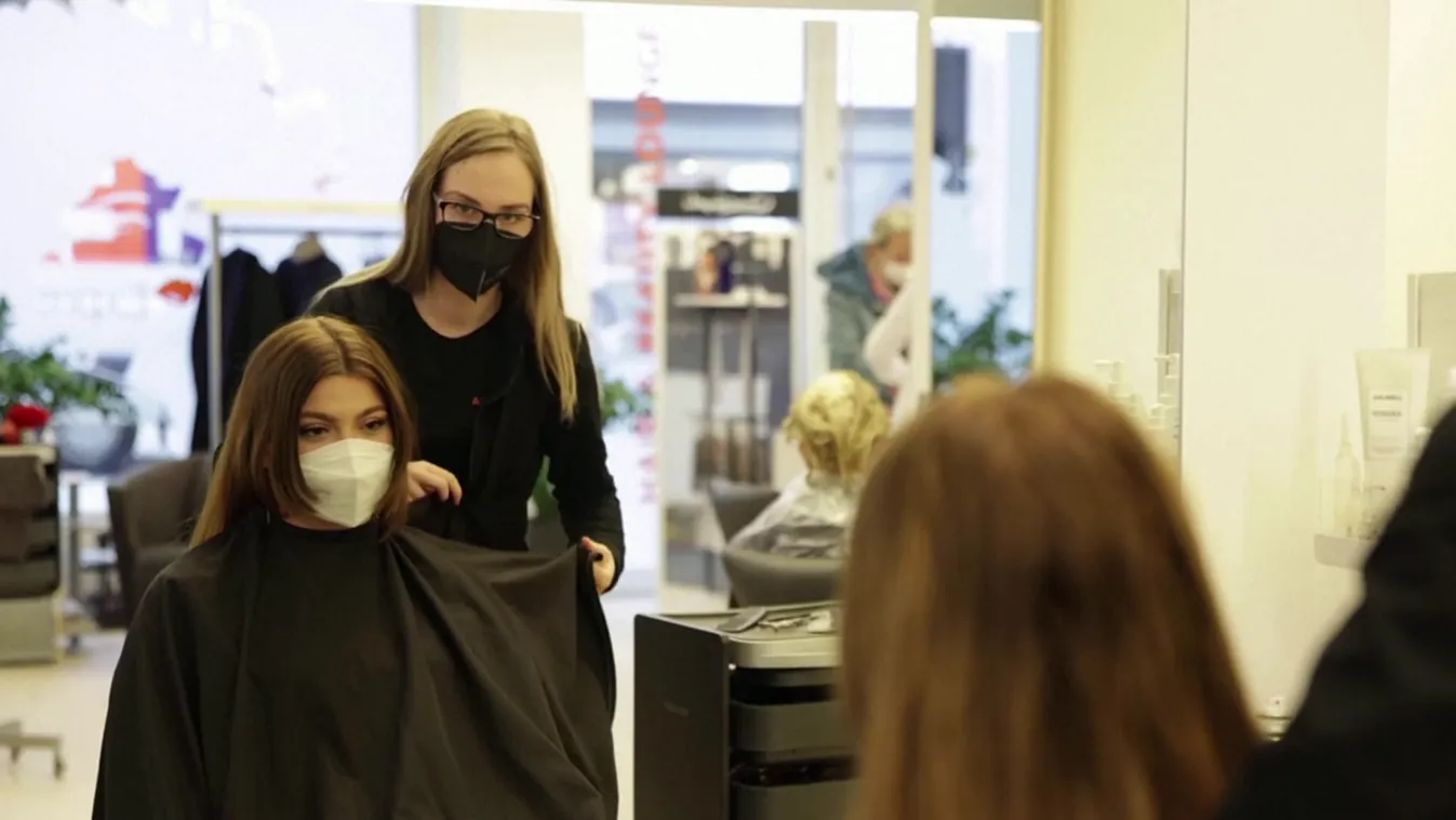 Korlátozásokkal teli húsvétra készül Európa