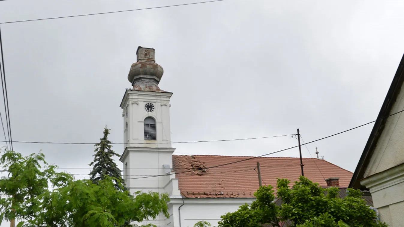 Egy templom tornyát is megrongálta a tegnapi vihar Somogyban