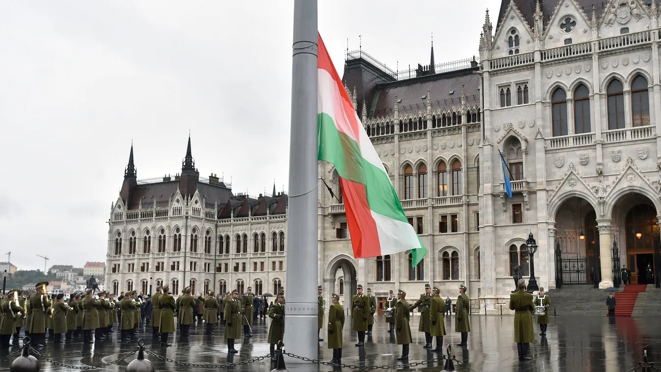 Áder János és Tarlós István mond beszédet a központi megemlékezésen