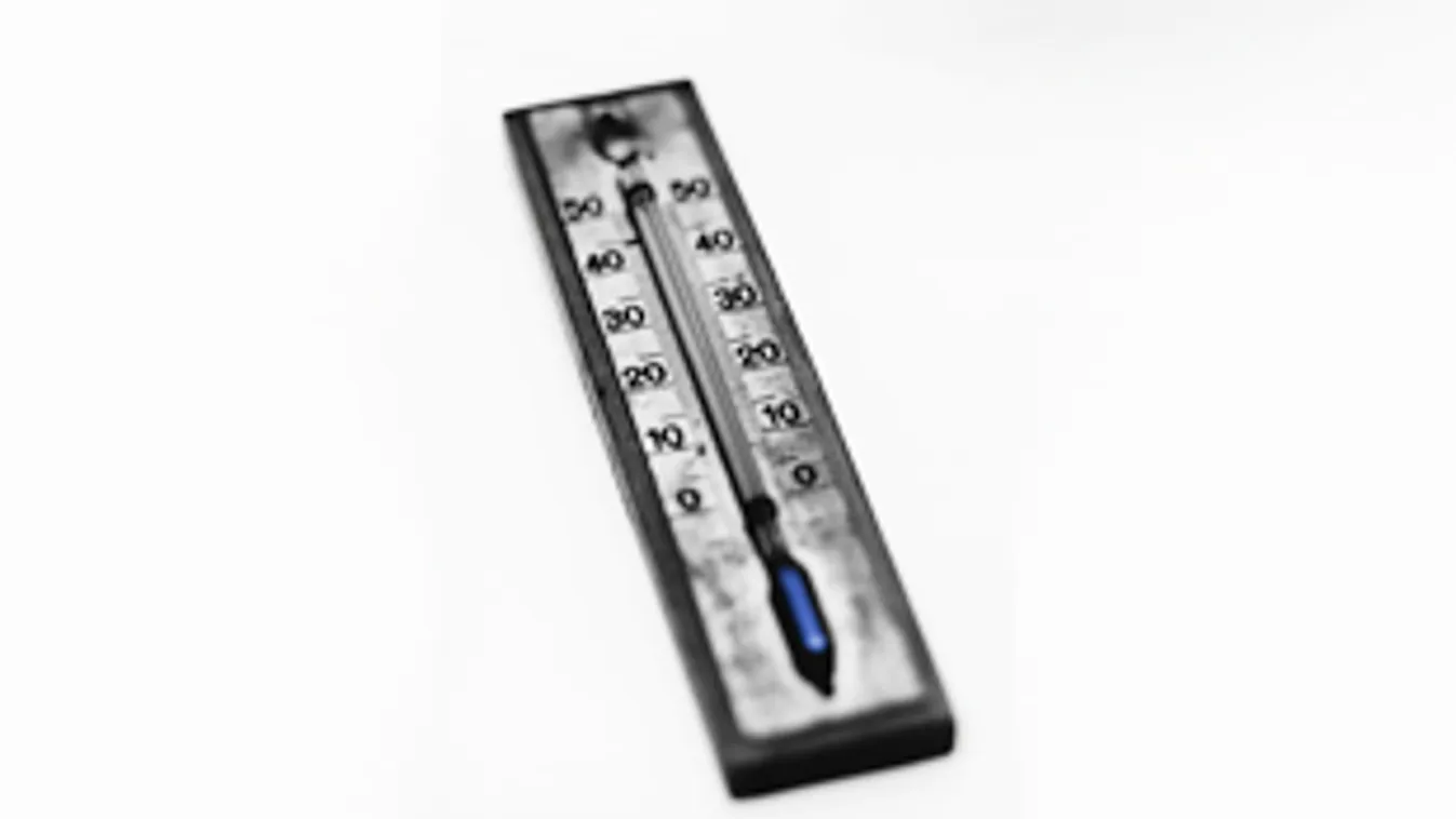 Újabb rekord, közel 26 Celsius-fokot mértek