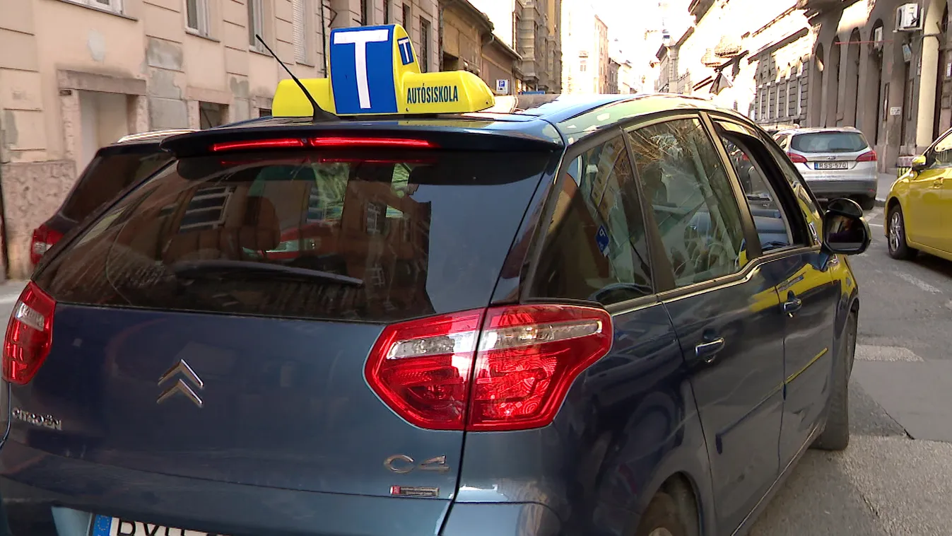 Felére csökkent a tanulóvezetők száma