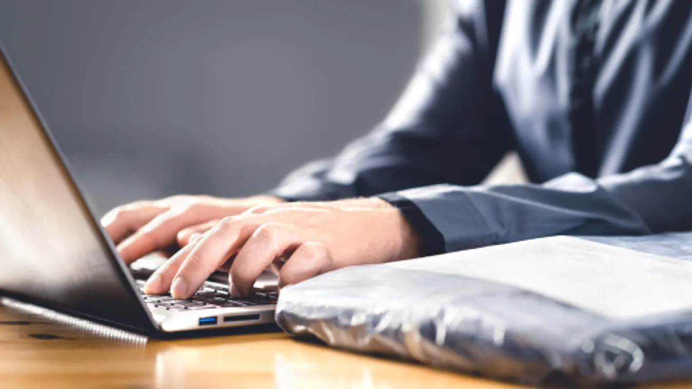 Újfajta internetes csalásra figyelmeztet az OTP Bank