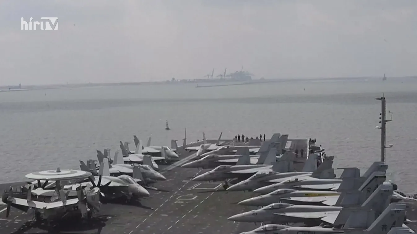 Egy hétbe telt a közlekedési dugó felszámolása a Szuezi-csatornán