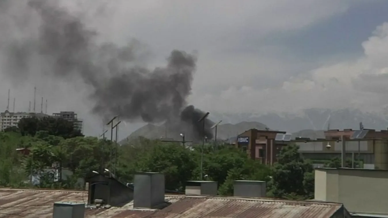 Autóba rejtett pokolgép robbant fel Kabulban