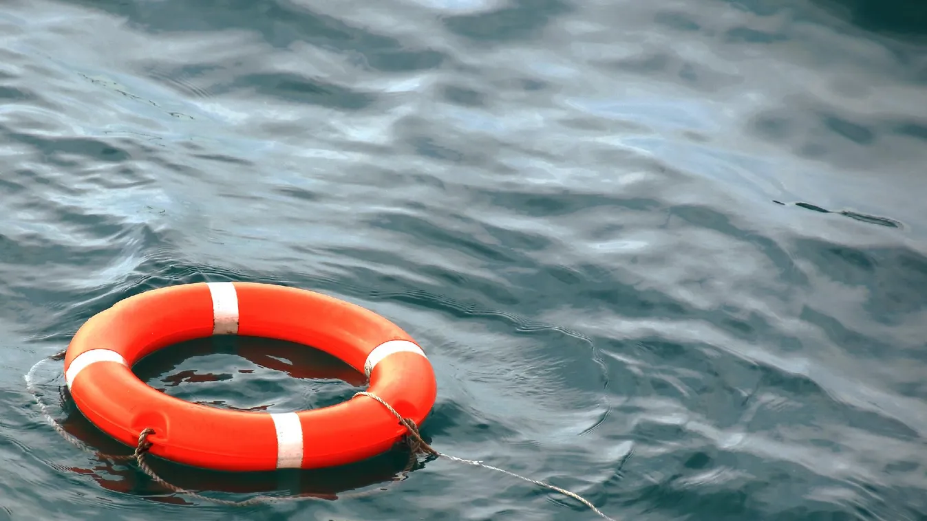 Több mint hatvanan veszhettek az óceánba a Zöld-foki Köztársaságnál