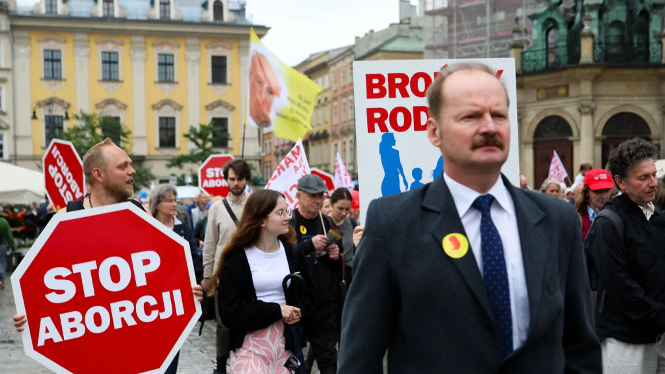 A lengyel törvényhozás nem liberalizálja tovább az abortusztörvényt