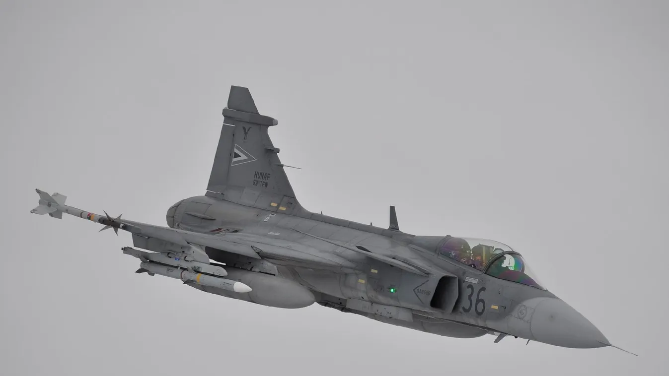 Egy arab repülőgép miatt riasztották a honvédség Gripenjeit