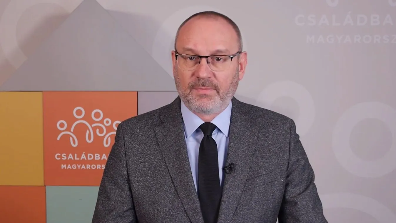 Zsigó Róbert: Egy év alatt ötezer új bölcsődei férőhelyet teremtettünk