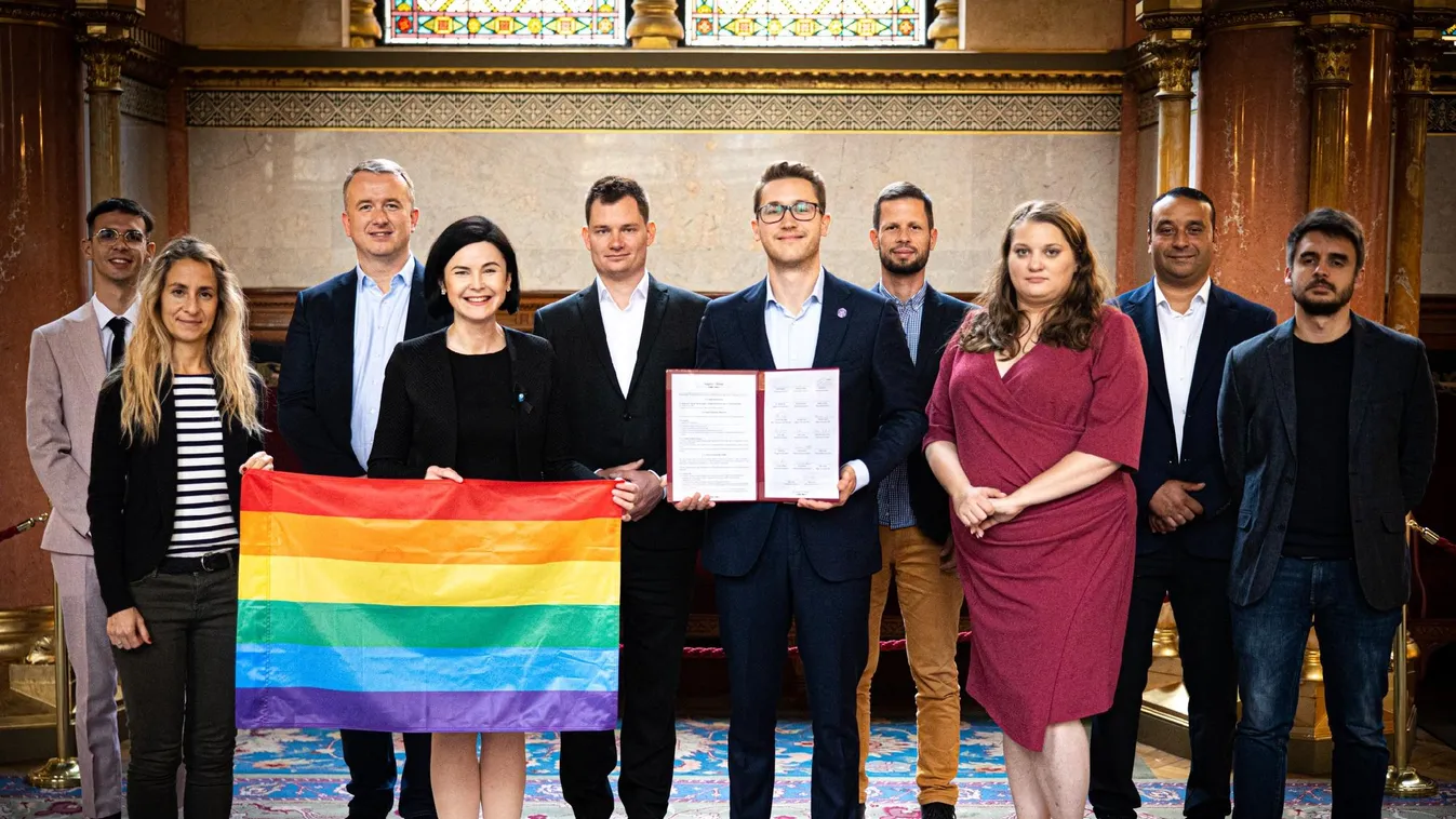 Külföldi kapcsolatokat épít az LMBTQ-mozgalmat támogató parlamenti képviselőcsoport